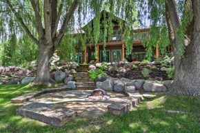 Rivers Edge Mtn Home Private Hot Tub and Views